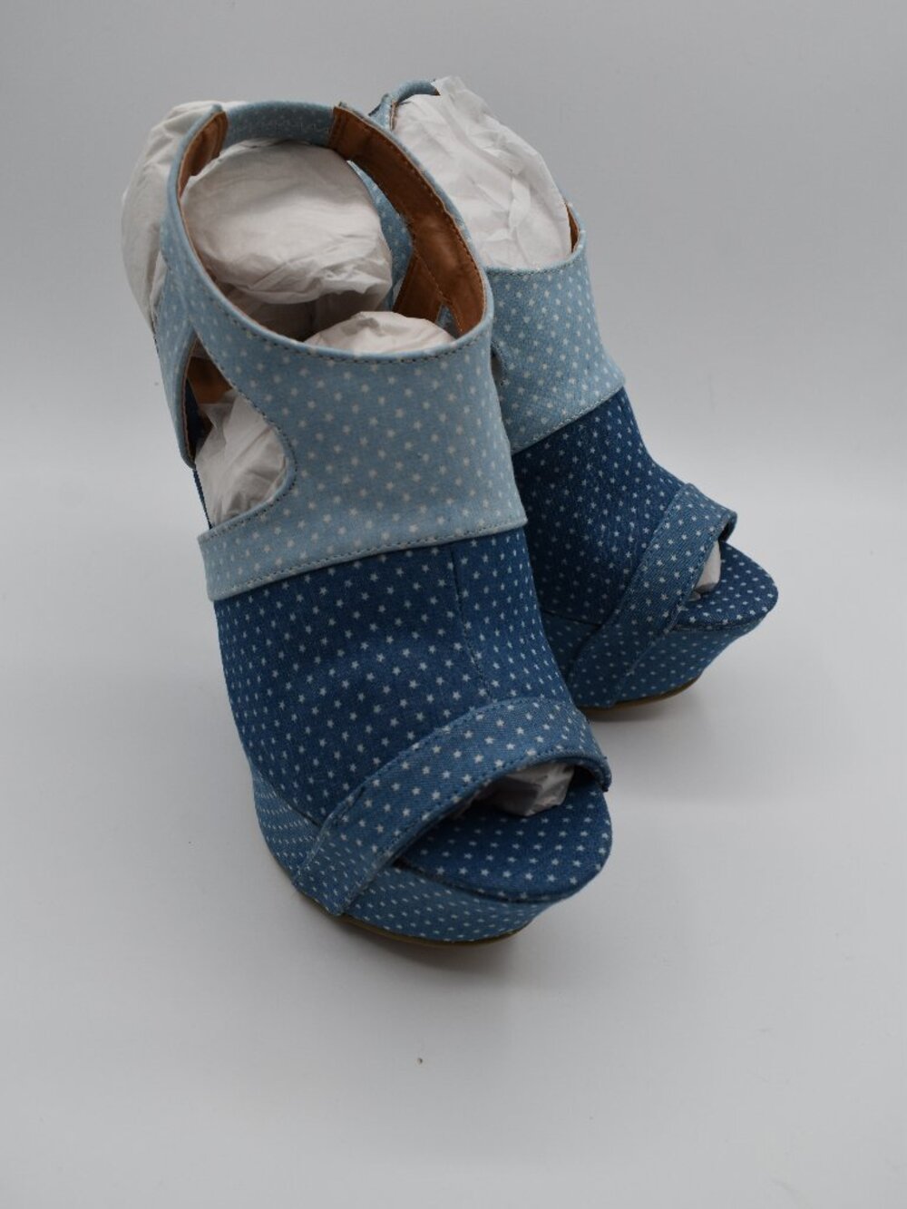 New Size 8 Bamboo Skyline Blue Denim Star Print Platform Wedge Sandals Y2K